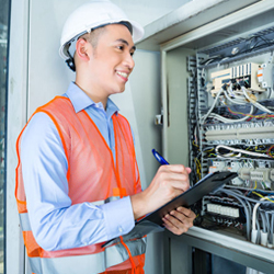 Field / Service Engineer
